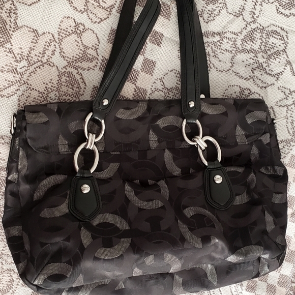 Coach purse - Picture 2 of 9